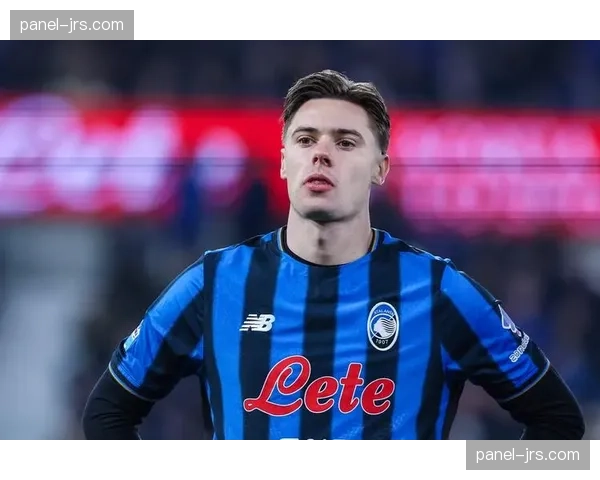 专家预测:面对国米的翼卫冲击,莱切年轻防线将面临严峻的体系性考验 专家预测:面对国米的翼卫冲击,莱切年轻防线将面临严峻的体系性考验